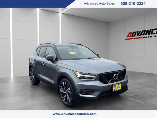 2019 Volvo XC40 T5 R-Design