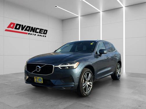 2018 Volvo XC60 T5 Momentum