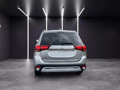 2020 Mitsubishi Outlander SP