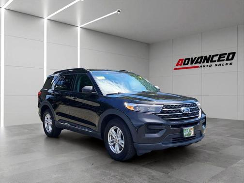 Agate Black Metallic 2023 Ford Explorer XLT