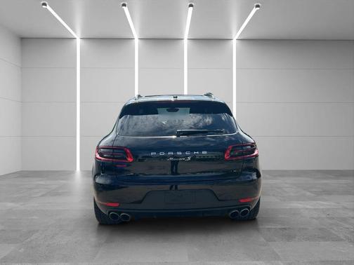 2018 Porsche Macan S
