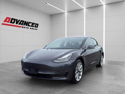Gray 2018 Tesla Model 3 Long Range