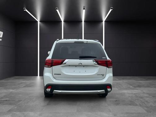 2016 Mitsubishi Outlander SEL
