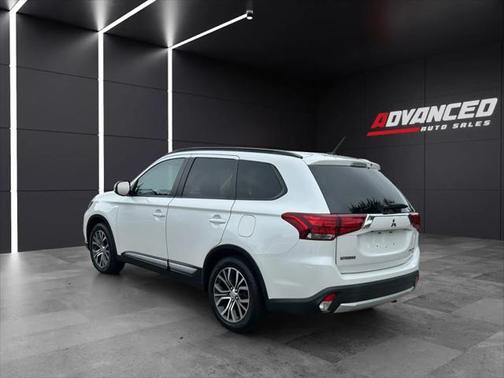 2016 Mitsubishi Outlander SEL
