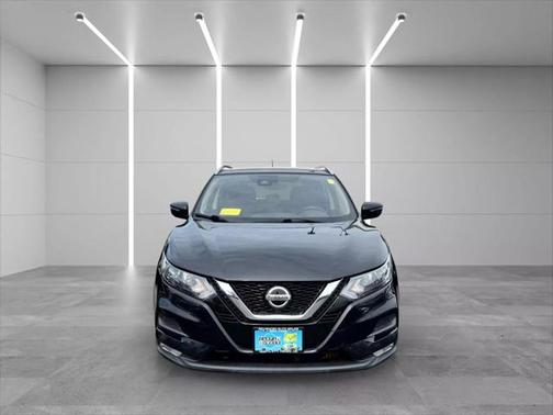2021 Nissan Rogue Sport SV