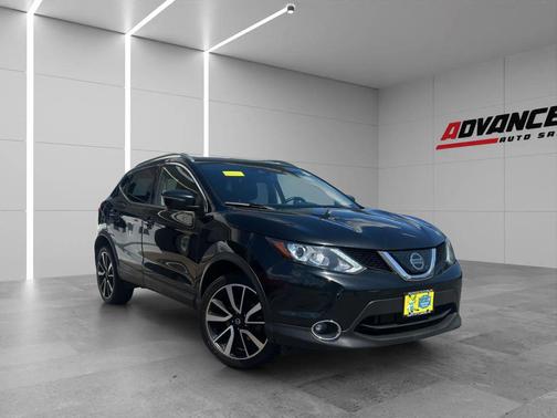 Magnetic Black Pearl 2019 Nissan Rogue Sport SL