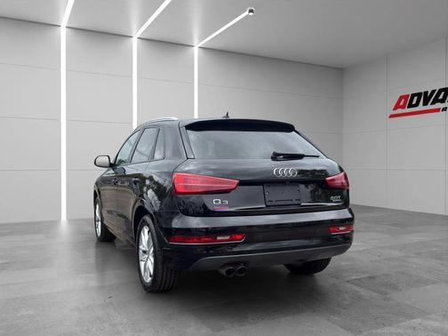 Black 2018 Audi Q3 2.0T Sport Premium
