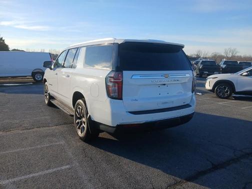 2021 Chevrolet Suburban LT