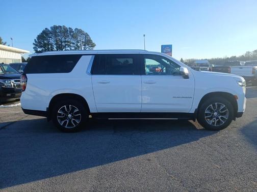 2021 Chevrolet Suburban LT