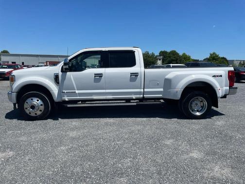 Oxford White 2022 Ford F-450 XLT