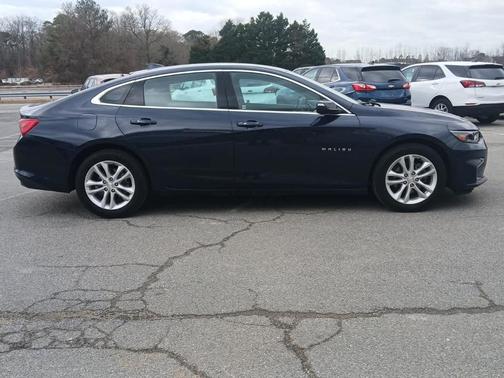 2017 Chevrolet Malibu 1LT