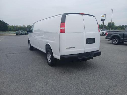 2025 Chevrolet Express 2500 Work Van