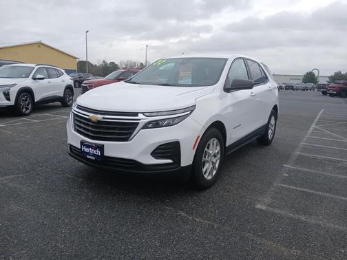 2022 Chevrolet Equinox LS
