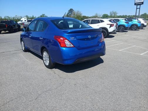 2016 Nissan Versa 1.6 SV