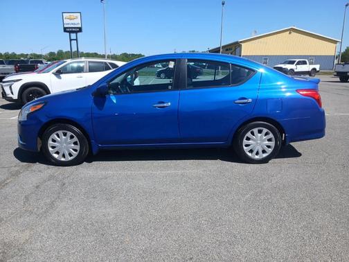 2016 Nissan Versa 1.6 SV