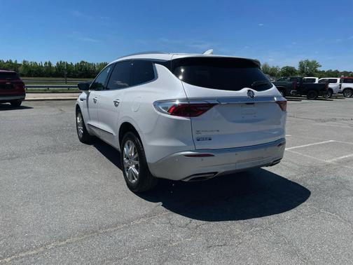 White Frost Tri-Coat 2024 Buick Enclave Essence
