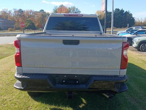 2026 Chevrolet Silverado 2500 Custom