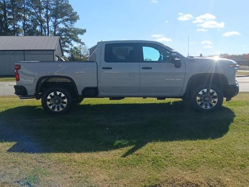 2026 Chevrolet Silverado 2500 Custom