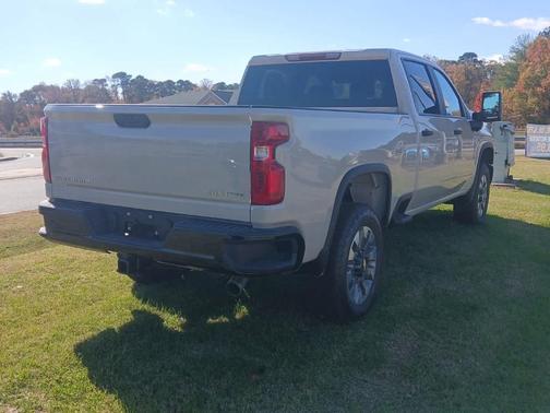2026 Chevrolet Silverado 2500 Custom