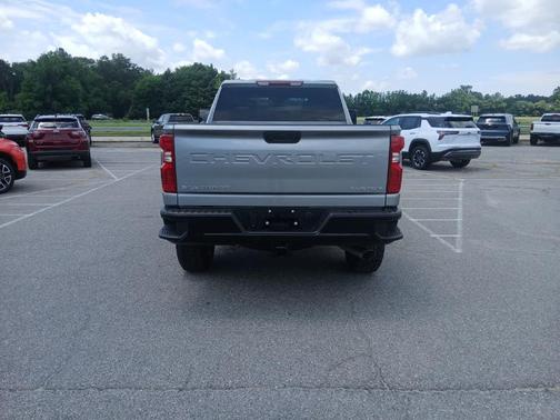 2025 Chevrolet Silverado 2500 Custom