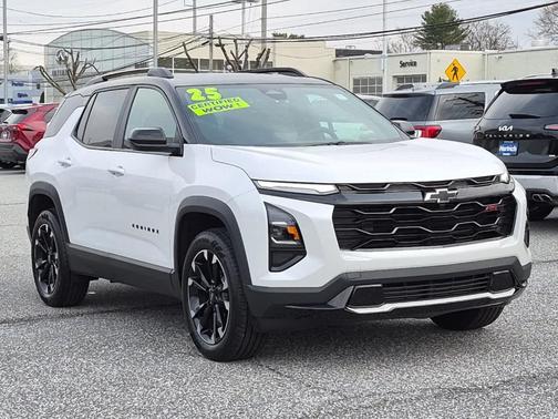 Iridescent Pearl Tricoat 2025 Chevrolet Equinox RS