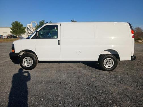2025 Chevrolet Express 2500 Work Van