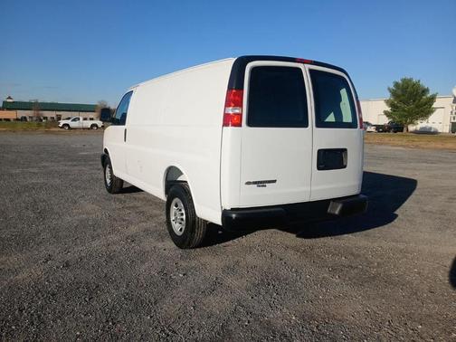 2025 Chevrolet Express 2500 Work Van