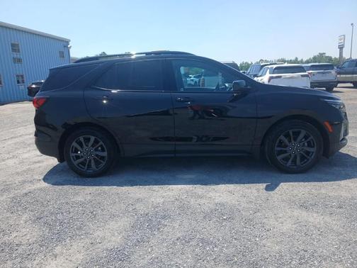 Mosaic Black Metallic 2022 Chevrolet Equinox RS