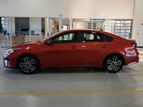 2022 Kia Forte GT-Line