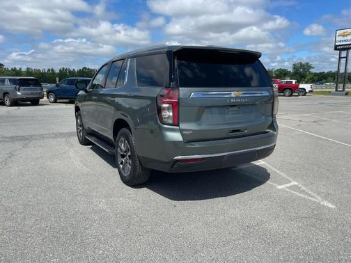 Silver Sage Metallic 2023 Chevrolet Tahoe LS