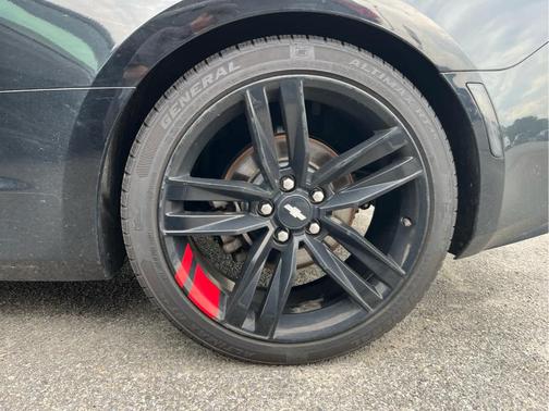 Black 2018 Chevrolet Camaro 1LT