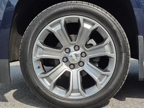 Blue Velvet Metallic 2017 Chevrolet Suburban Premier