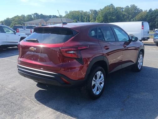 2024 Chevrolet Trax LS
