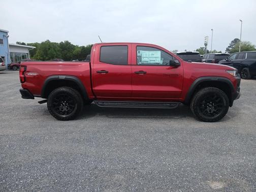 Radiant Red 2026 Chevrolet Colorado Trail Boss