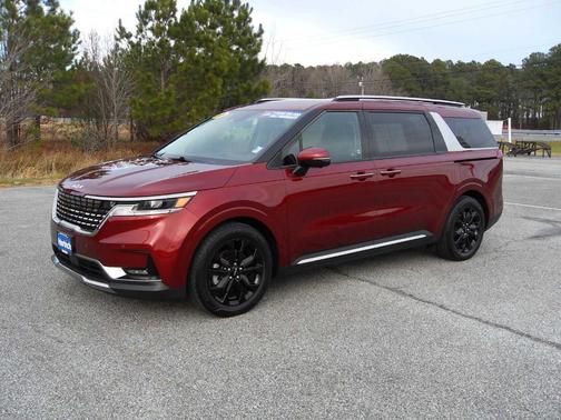 2024 Kia Carnival SX