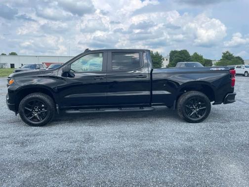 Black 2026 Chevrolet Silverado 1500 Custom