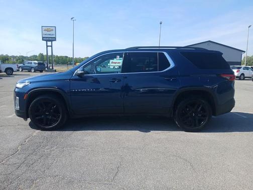 Northsky Blue Metallic 2023 Chevrolet Traverse LT Cloth