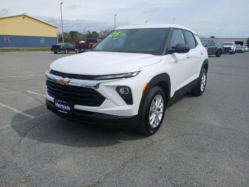 2025 Chevrolet Trailblazer LS