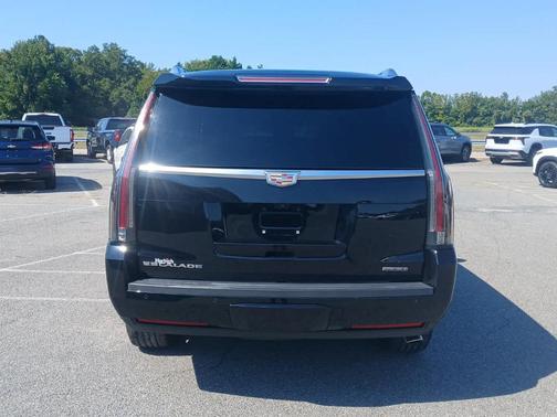 2017 Cadillac Escalade Premium Luxury