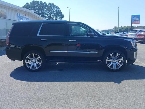 2017 Cadillac Escalade Premium Luxury