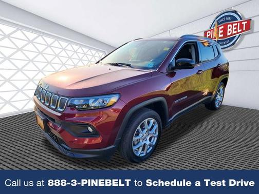 2022 Jeep Compass Latitude Lux