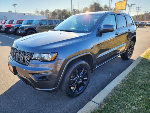 2020 Jeep Grand Cherokee Altitude