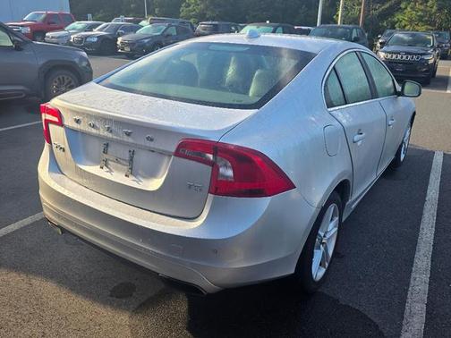 2015 Volvo S60 T5 Platinum