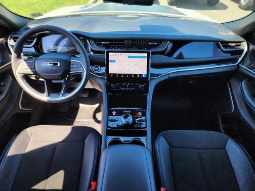 2023 Jeep Grand Cherokee 4xe Trailhawk