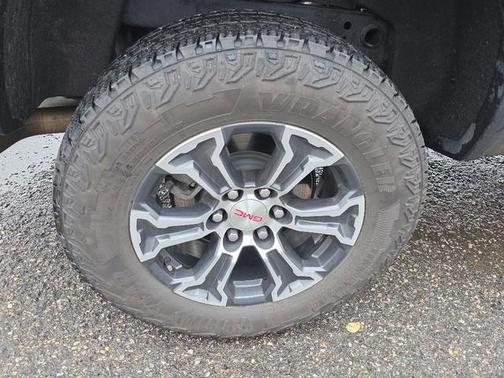 Deep Bronze Metallic 2023 GMC Canyon AT4