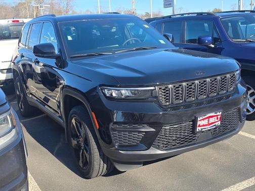 2025 Jeep Grand Cherokee Altitude