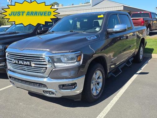 Granite Crystal Metallic Clearcoat 2023 RAM 1500 Laramie