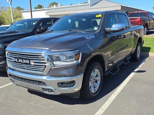 Granite Crystal Metallic Clearcoat 2023 RAM 1500 Laramie