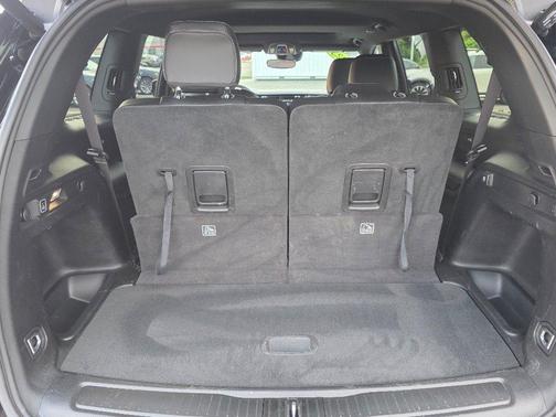 Diamond Black Crystal Pearlcoat 2023 Jeep Grand Cherokee L Altitude