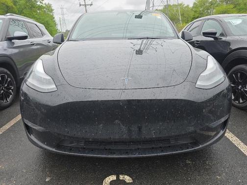 Gray 2023 Tesla Model Y Performance Dual Motor All-Wheel Drive